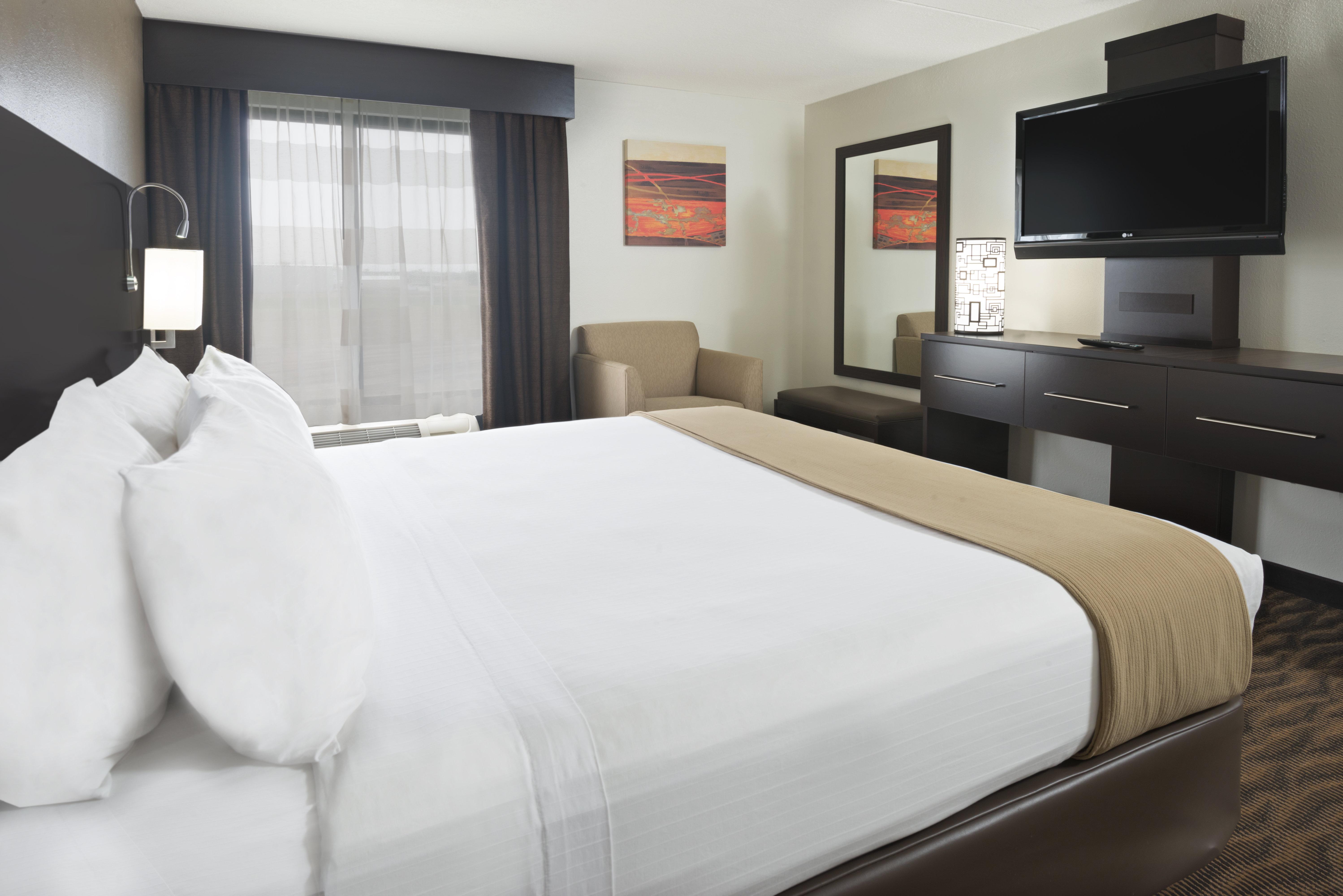 Holiday Inn Express Hotel & Suites Colby By Ihg Экстерьер фото